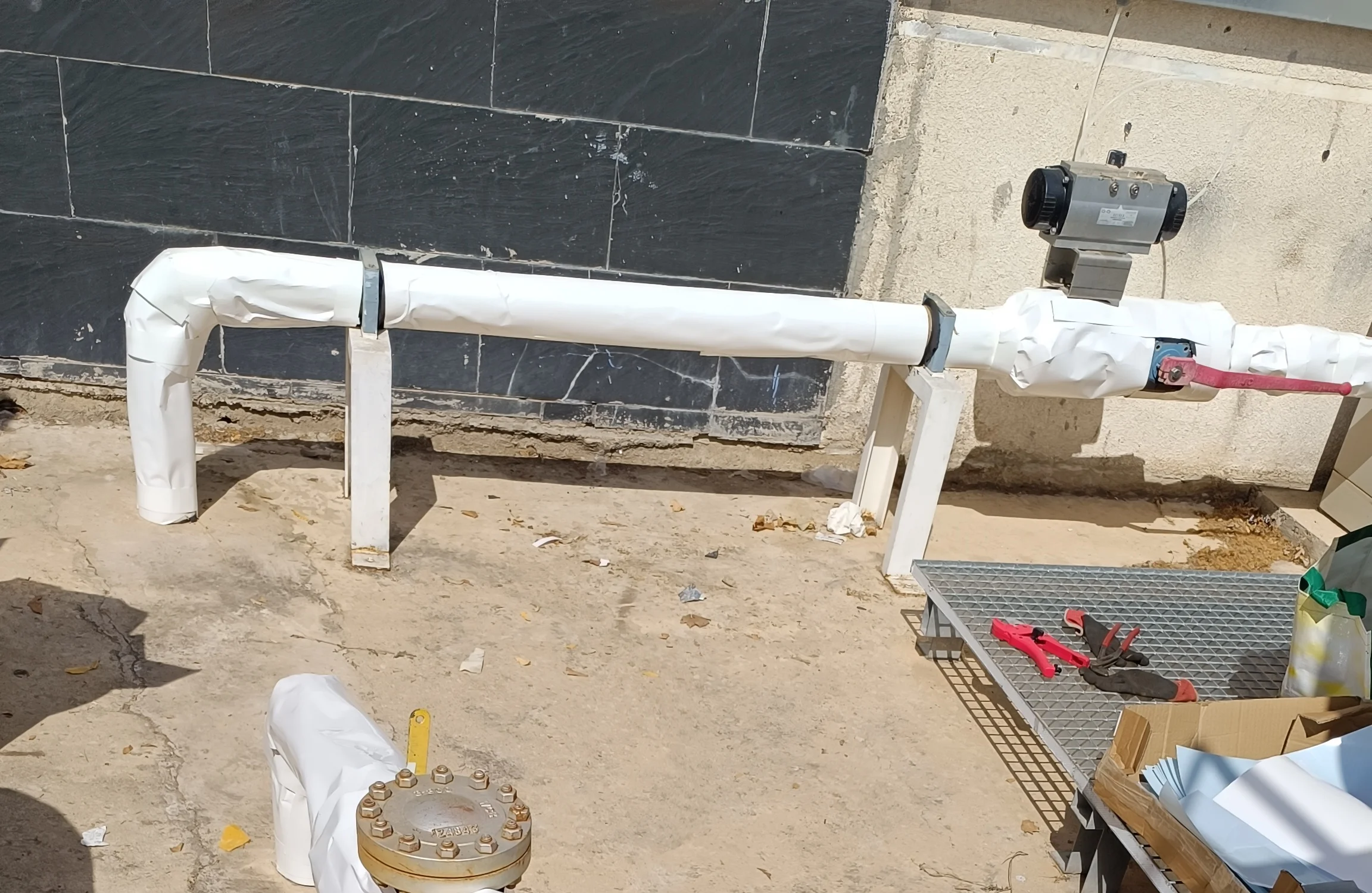 CoolPly applied on gas pipeline insulation at a Redexis CNG station