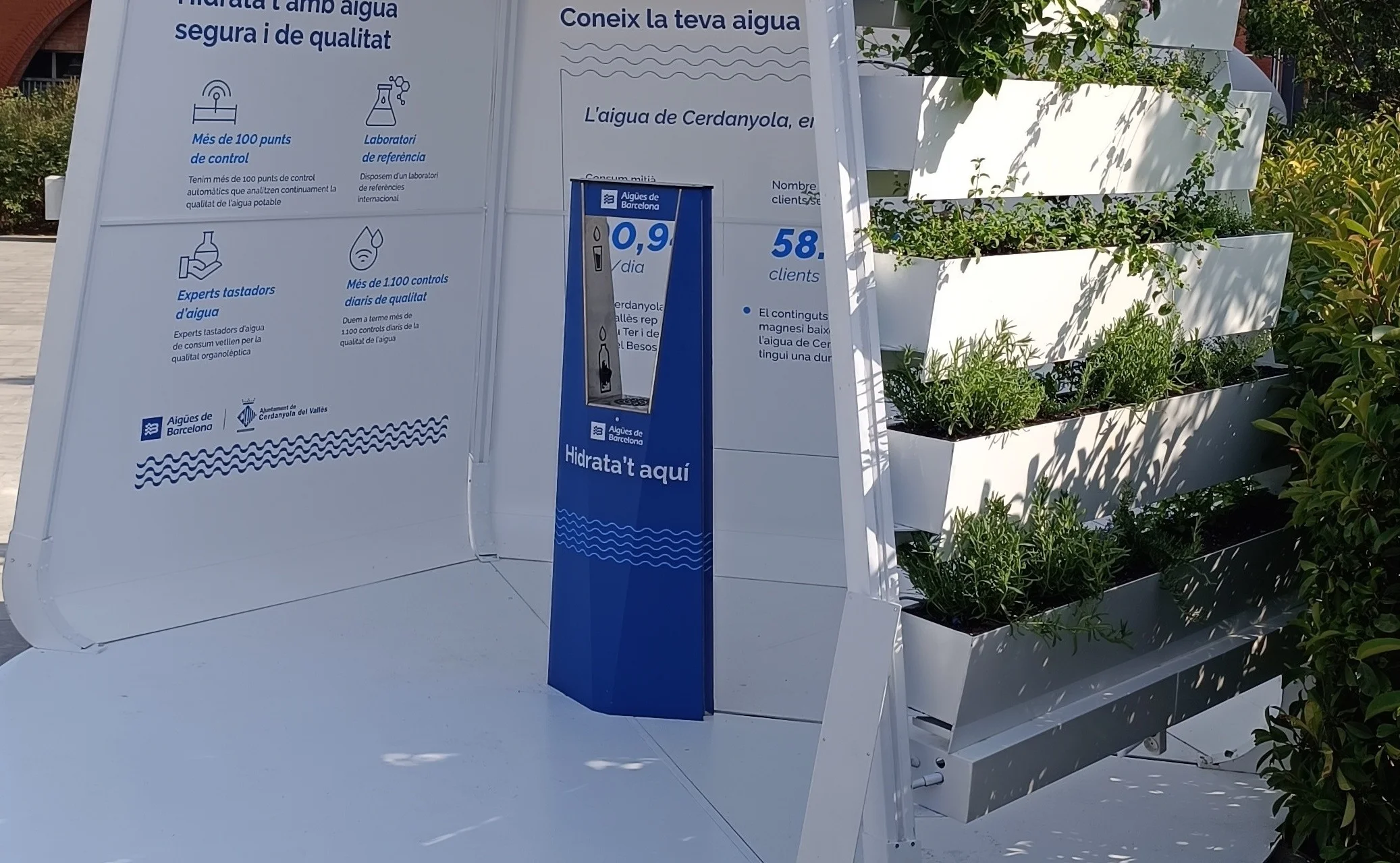Aigües de Barcelona HidroSite climate refuge kiosk